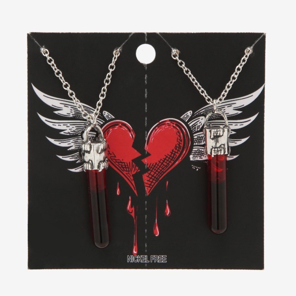 Hot Topic Blood Vial Best Friend Necklace Set Halloween Costume Horror Vampire